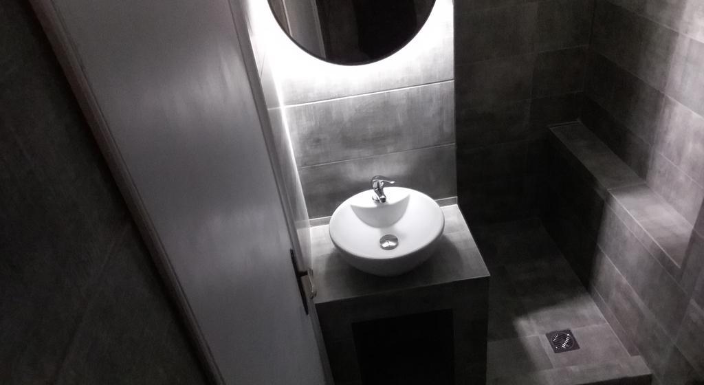 Filio Guesthouse กีปรี ภายนอก รูปภาพ